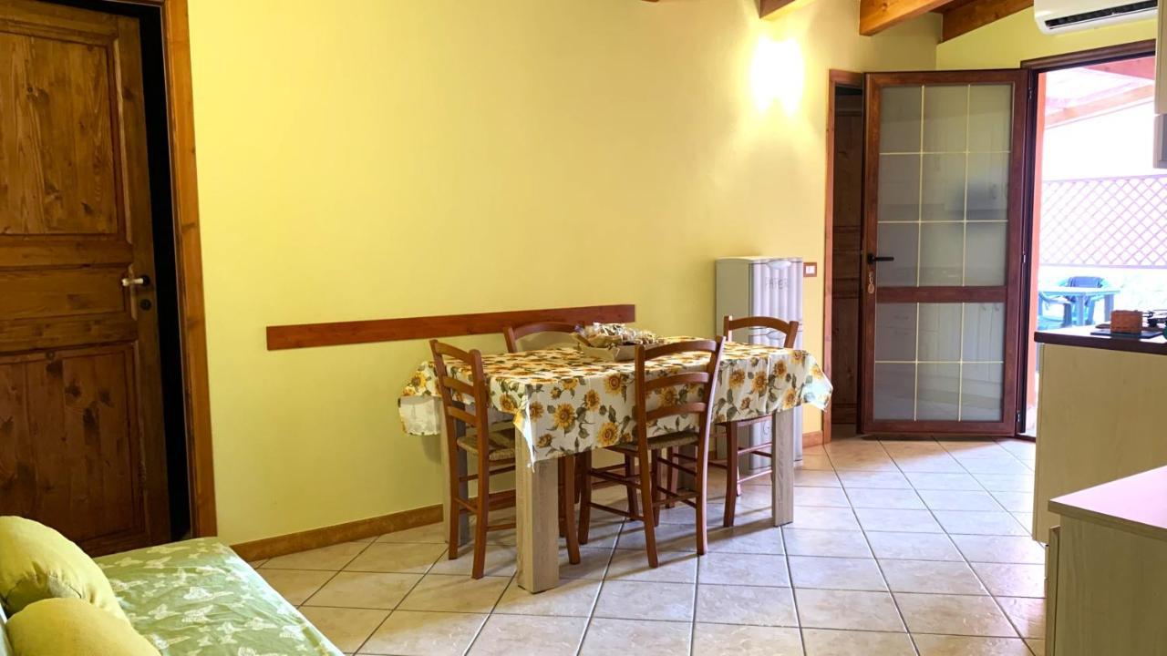 Residenza Sophie Guest House Флумини ди Куарту Екстериор снимка